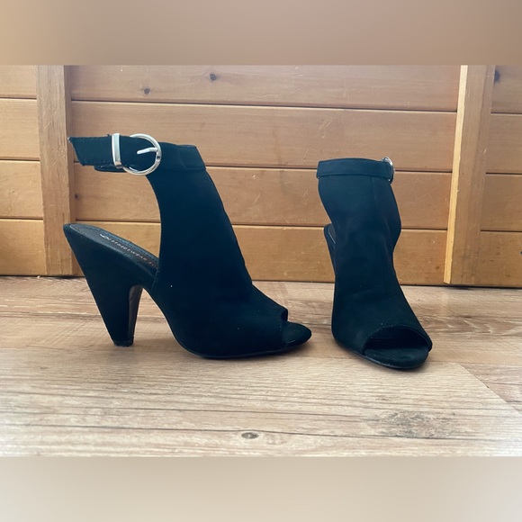 Open toed heels/booties - Picture 2 of 4